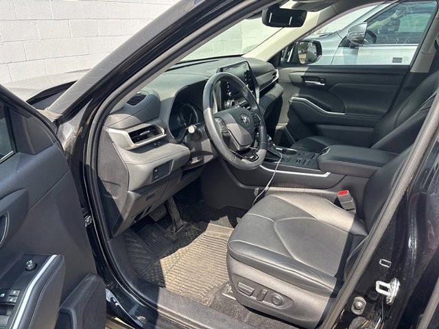 2021 Toyota Highlander Vehicle Photo in TREVOSE, PA 19053-4984