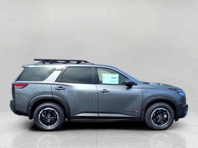 2025 Nissan Pathfinder Vehicle Photo in Oshkosh, WI 54904
