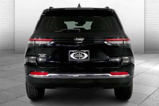 2024 Jeep Grand Cherokee Vehicle Photo in Kansas City, MO 64114