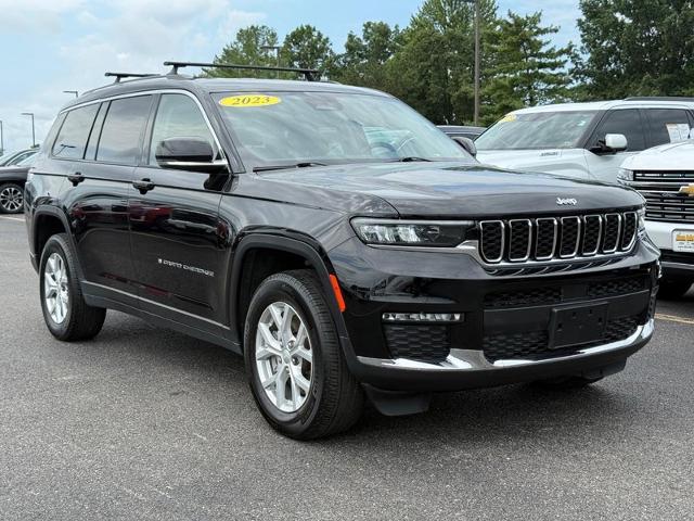 2023 Jeep Grand Cherokee L Vehicle Photo in COLUMBIA, MO 65203-3903