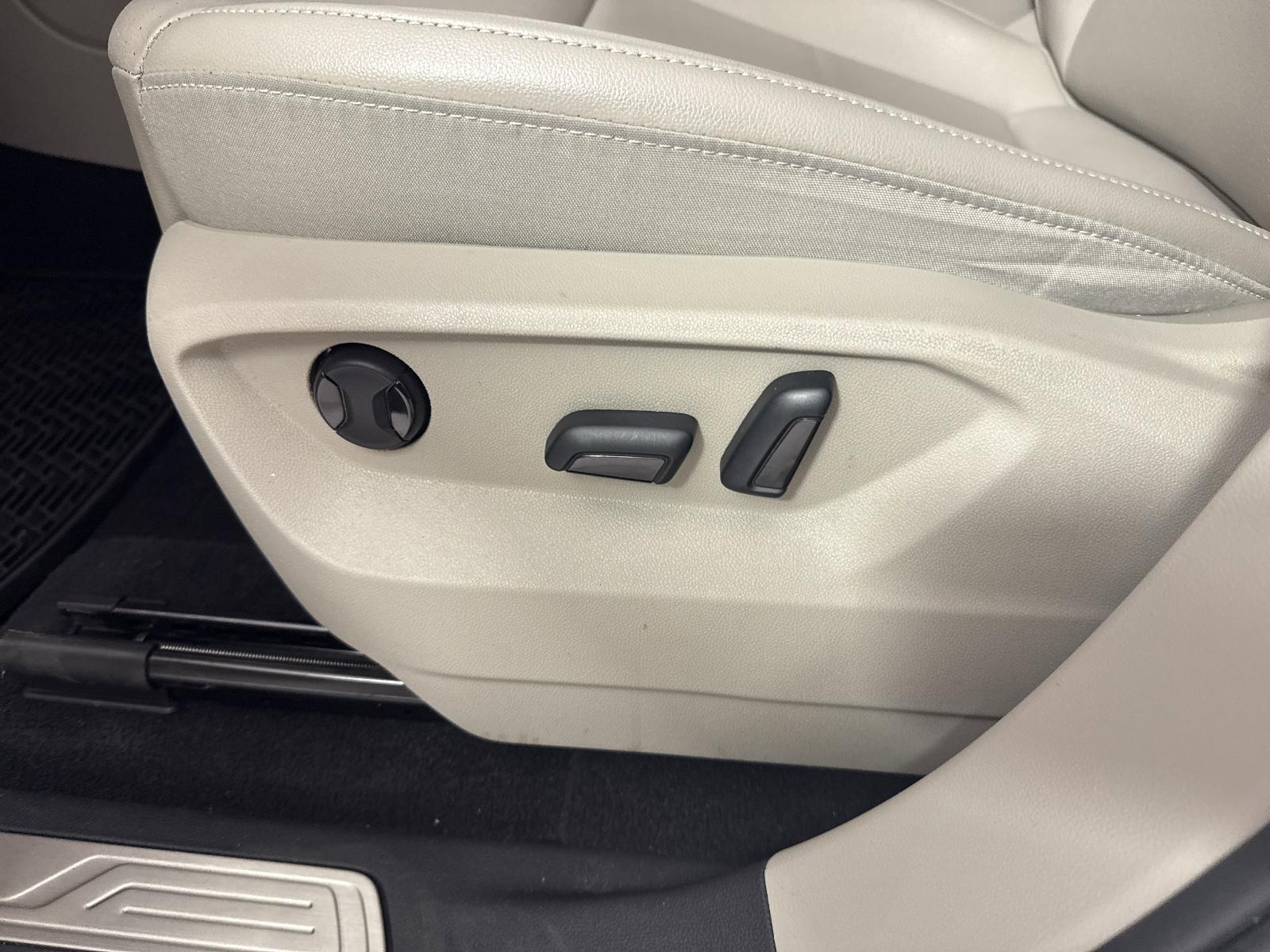 2022 Volkswagen Atlas Vehicle Photo in Georgetown, TX 78626