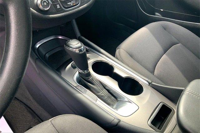2018 Chevrolet Malibu Vehicle Photo in INDEPENDENCE, MO 64055-1377