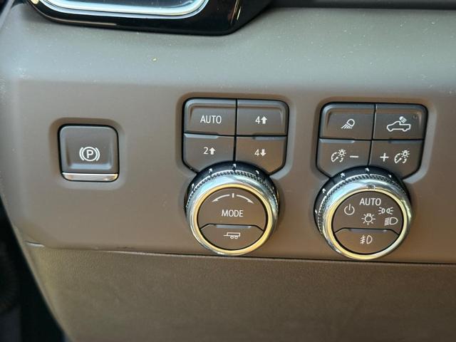 2026 GMC Sierra 1500 Vehicle Photo in COLUMBIA, MO 65203-3903