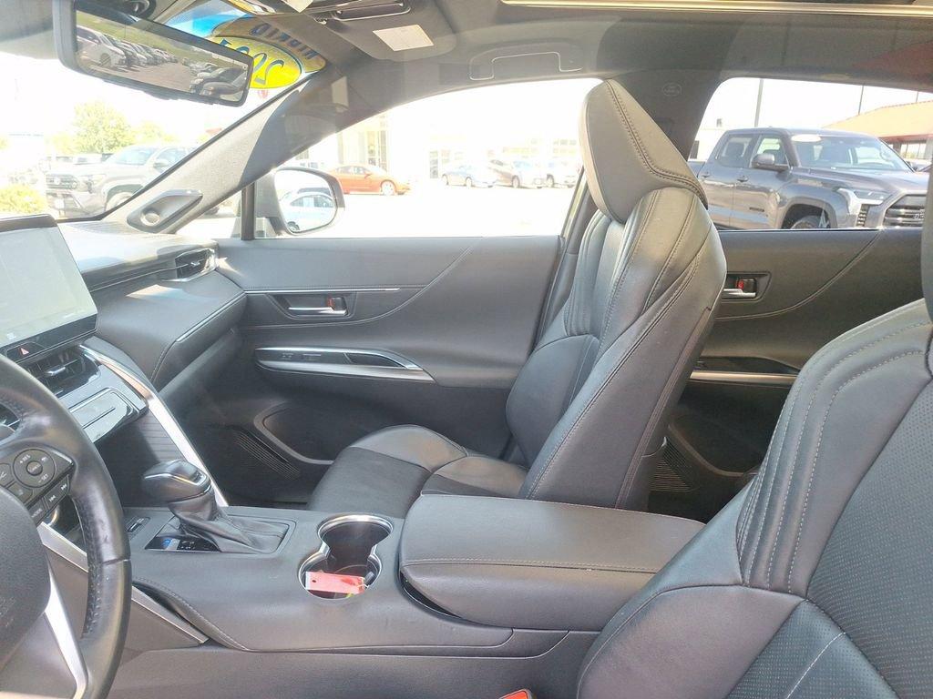 2021 Toyota Venza Vehicle Photo in Cedar Rapids, IA 52402