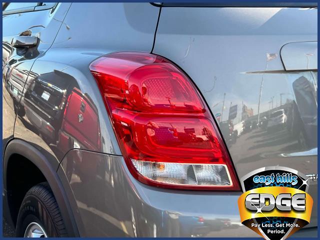 2021 Chevrolet Trax Vehicle Photo in Roslyn, NY 11576