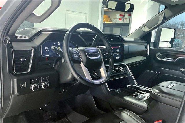 2024 GMC Sierra 2500 HD Vehicle Photo in TOPEKA, KS 66609-0000