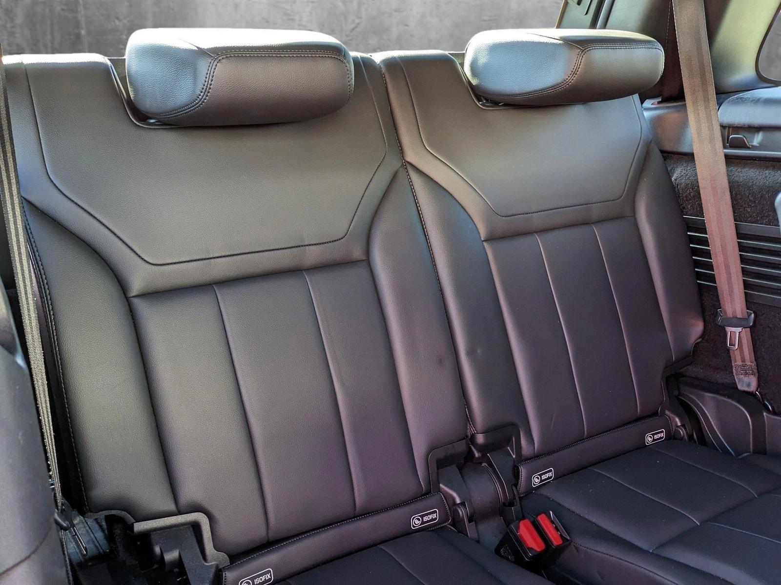 2020 Land Rover Discovery Vehicle Photo in Bethesda, MD 20852
