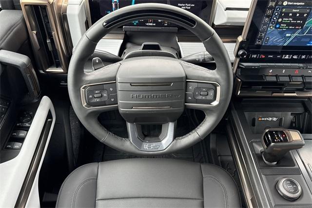 2025 GMC HUMMER EV SUV Vehicle Photo in ELK GROVE, CA 95757-8703