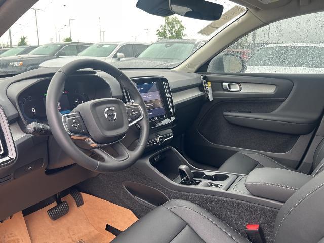 2025 Volvo XC40 Vehicle Photo in Grapevine, TX 76051