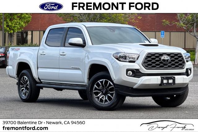 Used 2022 Toyota Tacoma TRD Sport with VIN 3TYCZ5AN4NT100895 for sale in Newark, CA