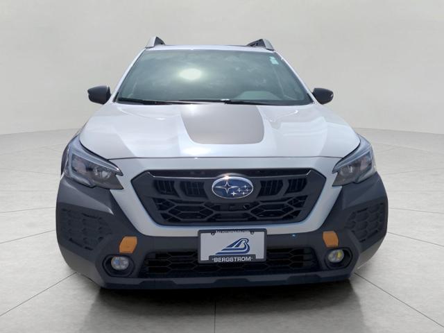 2025 Subaru Outback Vehicle Photo in Green Bay, WI 54304