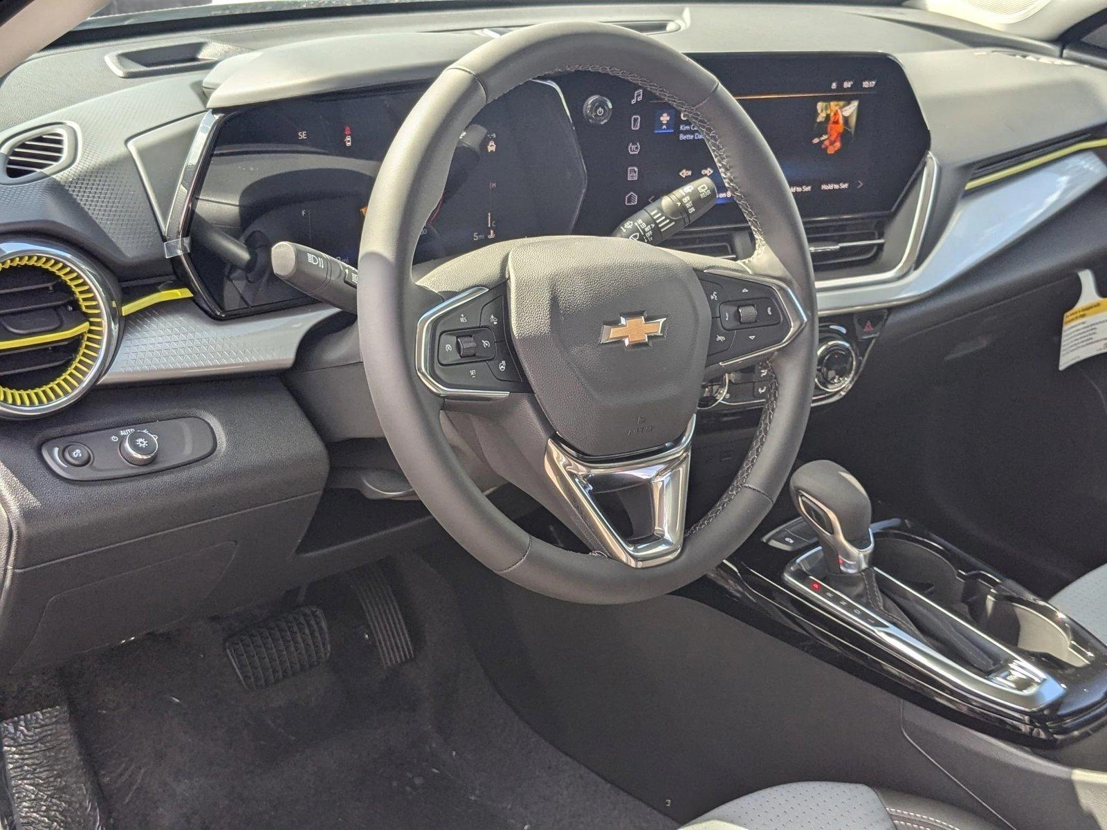 2025 Chevrolet Trax Vehicle Photo in MIAMI, FL 33134-2699
