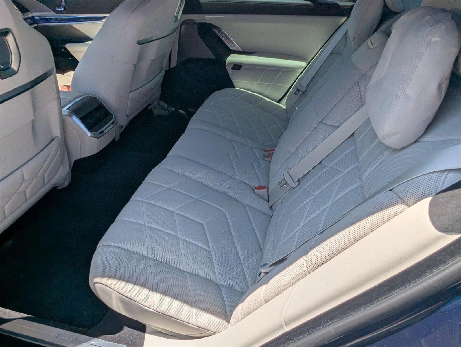 2023 BMW i7 Vehicle Photo in Delray Beach, FL 33444