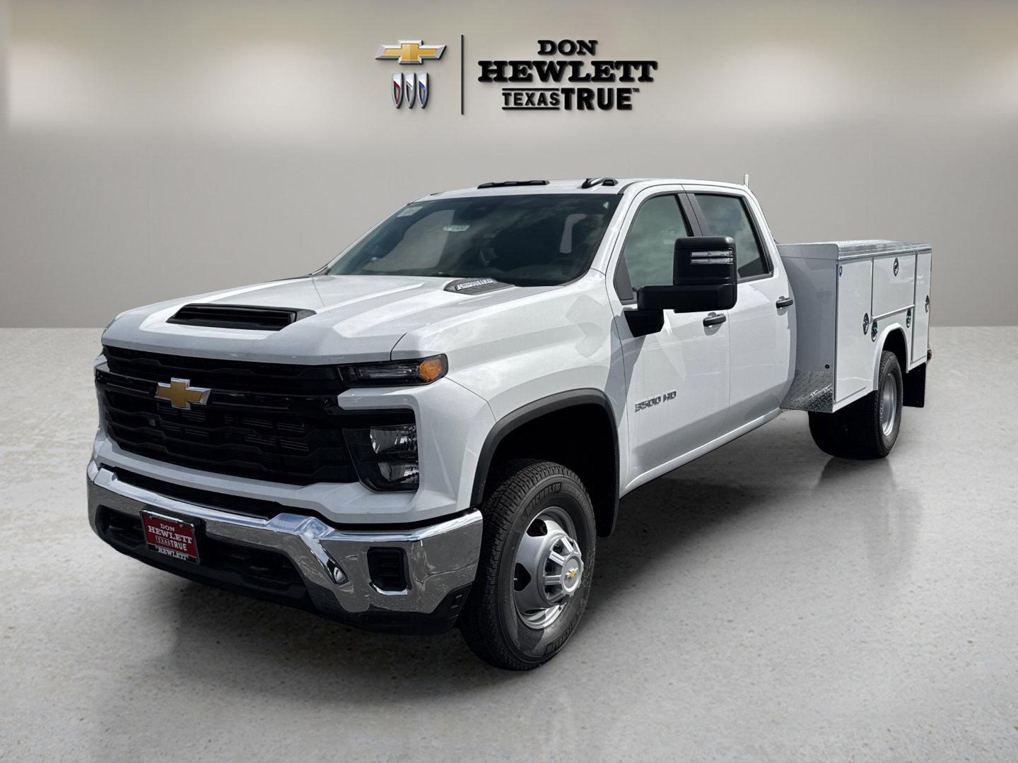 2025 Chevrolet Silverado 3500 HD Chassis Cab Vehicle Photo in GEORGETOWN, TX 78626-7508