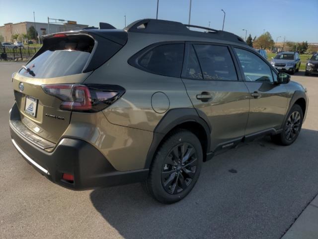 2025 Subaru Outback Vehicle Photo in Green Bay, WI 54304