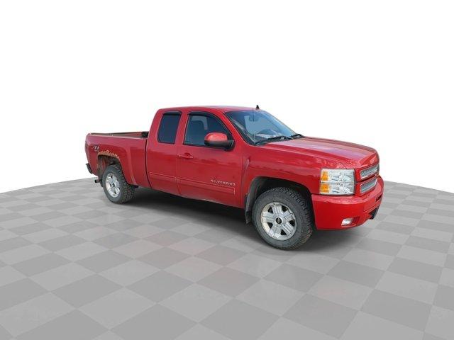 Used 2013 Chevrolet Silverado 1500 LT with VIN 1GCRKSE79DZ335469 for sale in Alexandria, Minnesota