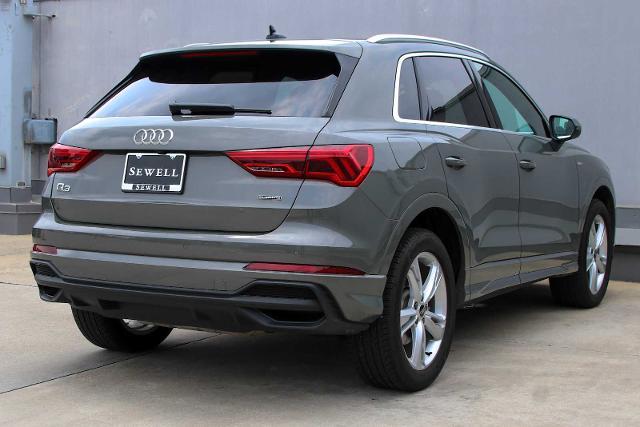 2024 Audi Q3 Vehicle Photo in SUGAR LAND, TX 77478
