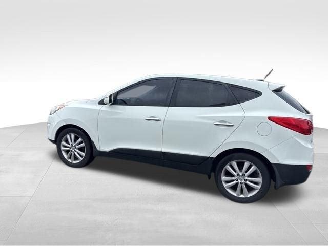 2012 Hyundai TUCSON Vehicle Photo in Fishers, IN 46038