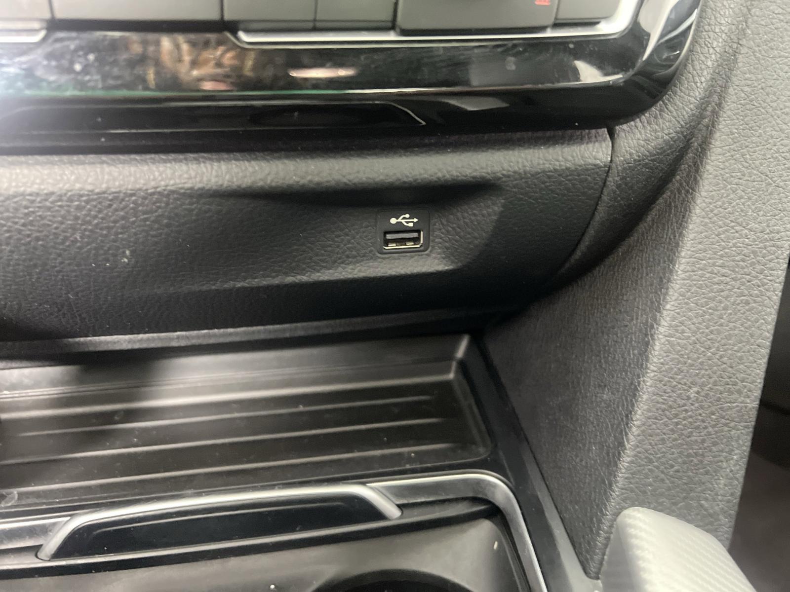2018 BMW 3 Series Vehicle Photo in GEORGETOWN, TX 78626-7508