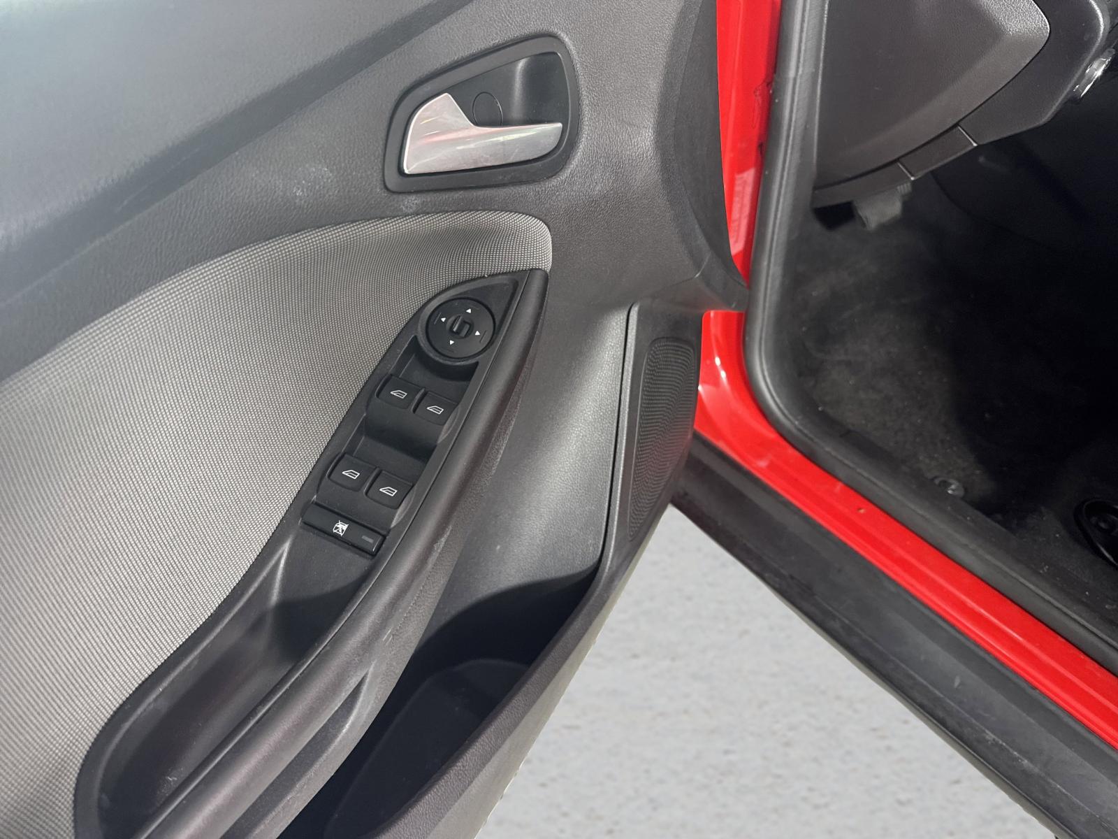 2013 Ford Focus Vehicle Photo in Georgetown, TX 78626