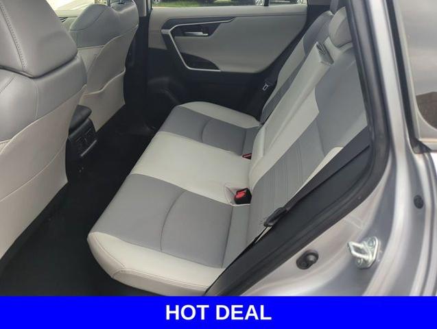 2020 Toyota RAV4 Vehicle Photo in Merrillville, IN 46410
