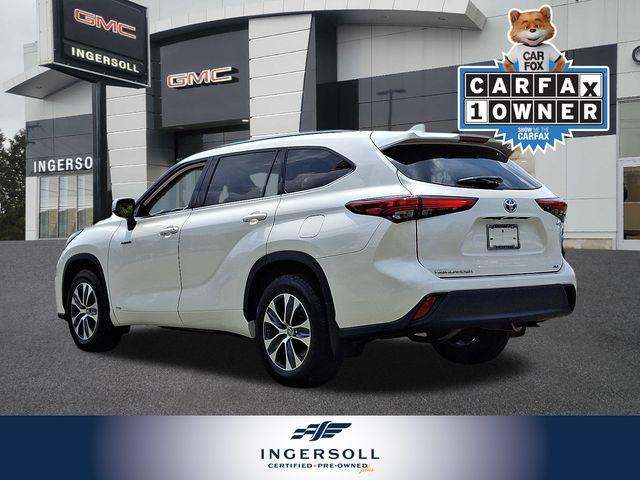 2020 Toyota Highlander Vehicle Photo in WATERTOWN, CT 06795-3318