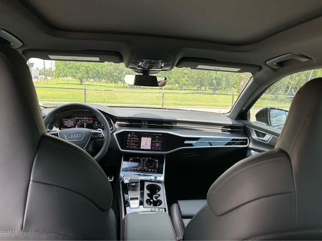 2025 Audi RS 6 Avant Vehicle Photo in HOUSTON, TX 77090