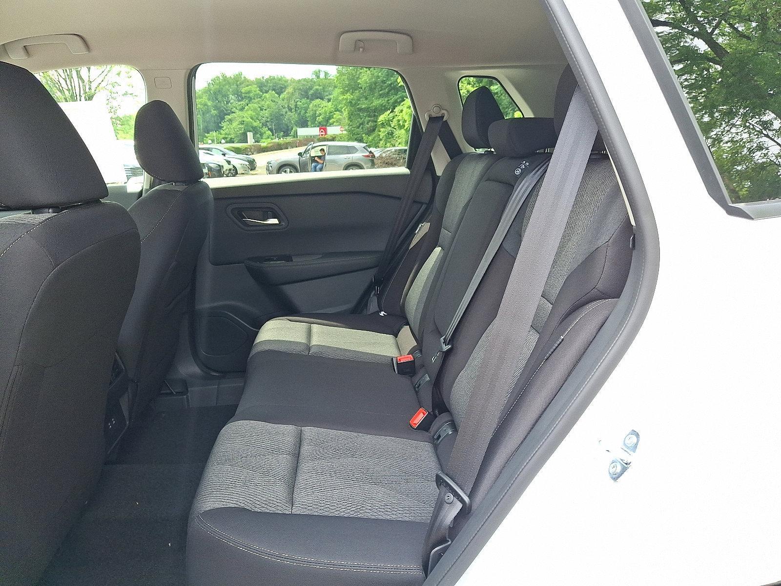 2025 Nissan Rogue Vehicle Photo in Jenkintown, PA 19046
