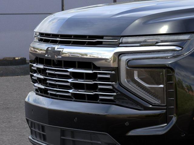 2025 Chevrolet Suburban Vehicle Photo in KANSAS CITY, MO 64114-4502