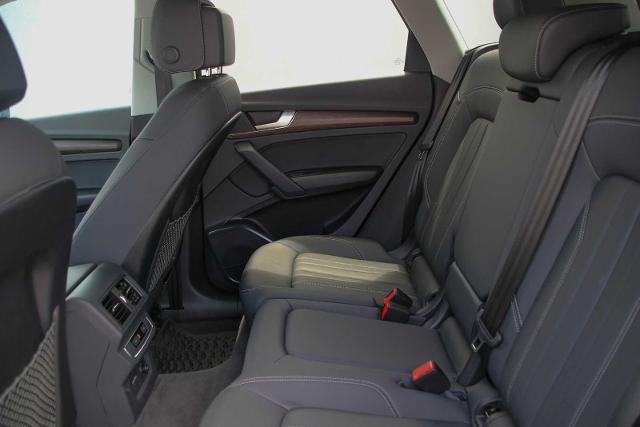 2024 Audi Q5 Vehicle Photo in SUGAR LAND, TX 77478