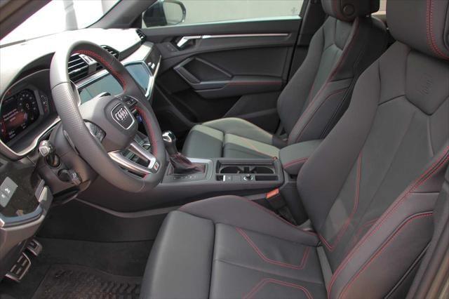 2025 Audi Q3 Vehicle Photo in SUGAR LAND, TX 77478