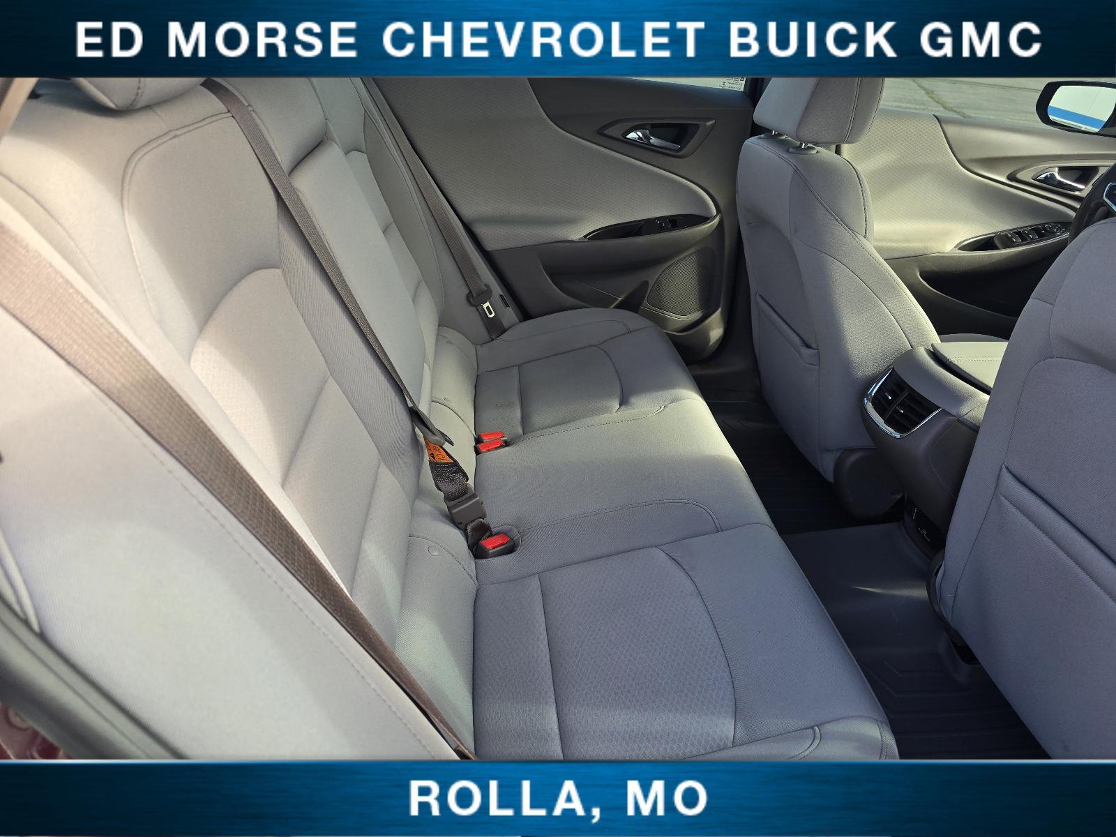 2016 Chevrolet Malibu Vehicle Photo in Rolla, MO 65401