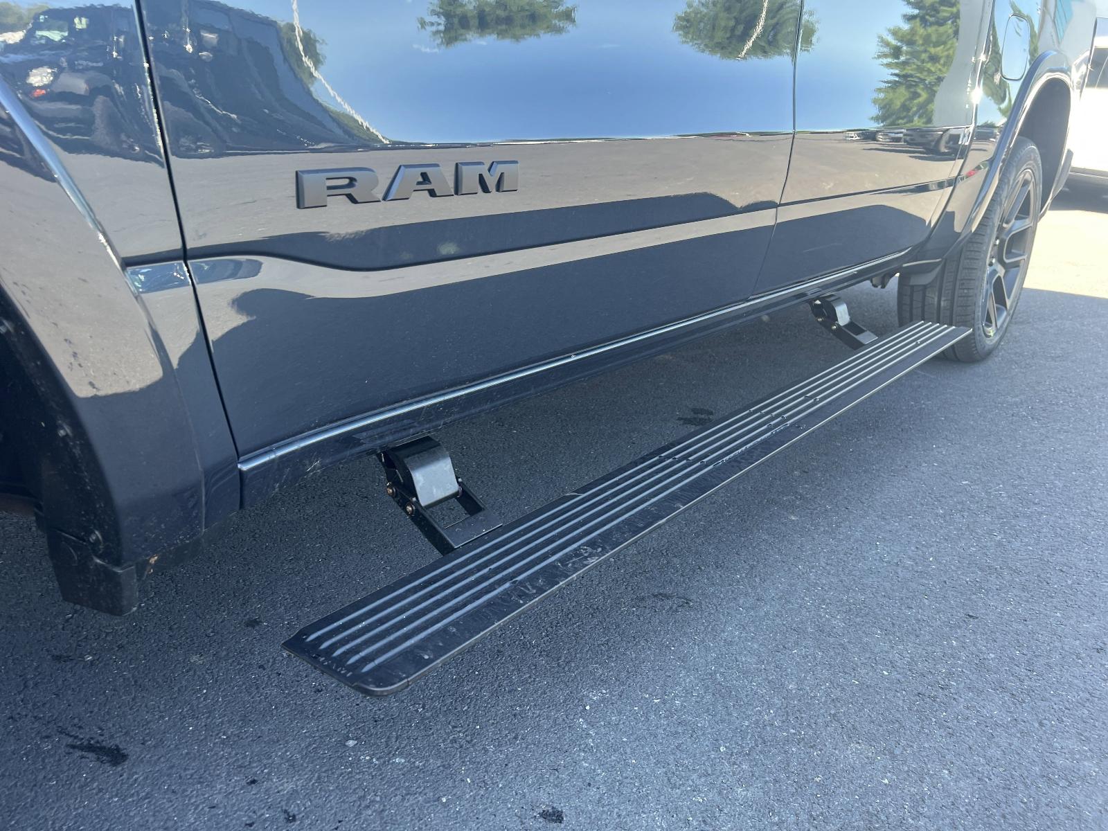 2025 Ram 1500 Vehicle Photo in Mechanicsburg, PA 17050-1707