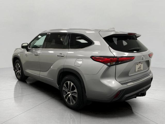 2022 Toyota Highlander Vehicle Photo in Appleton, WI 54913