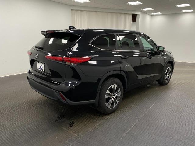2023 Toyota Highlander Vehicle Photo in Appleton, WI 54913