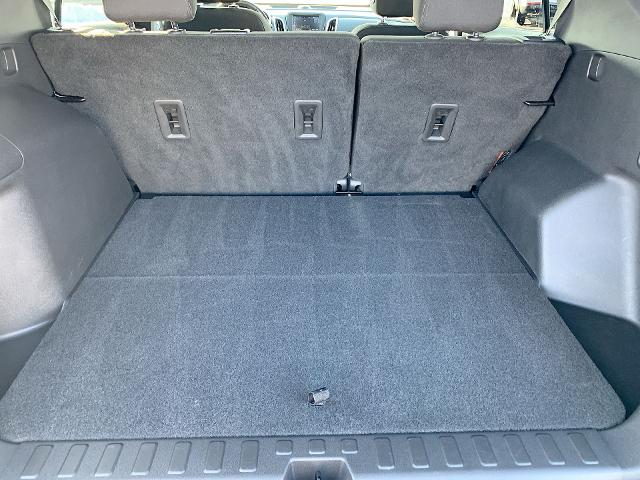 2022 Chevrolet Equinox Vehicle Photo in MOON TOWNSHIP, PA 15108-2571