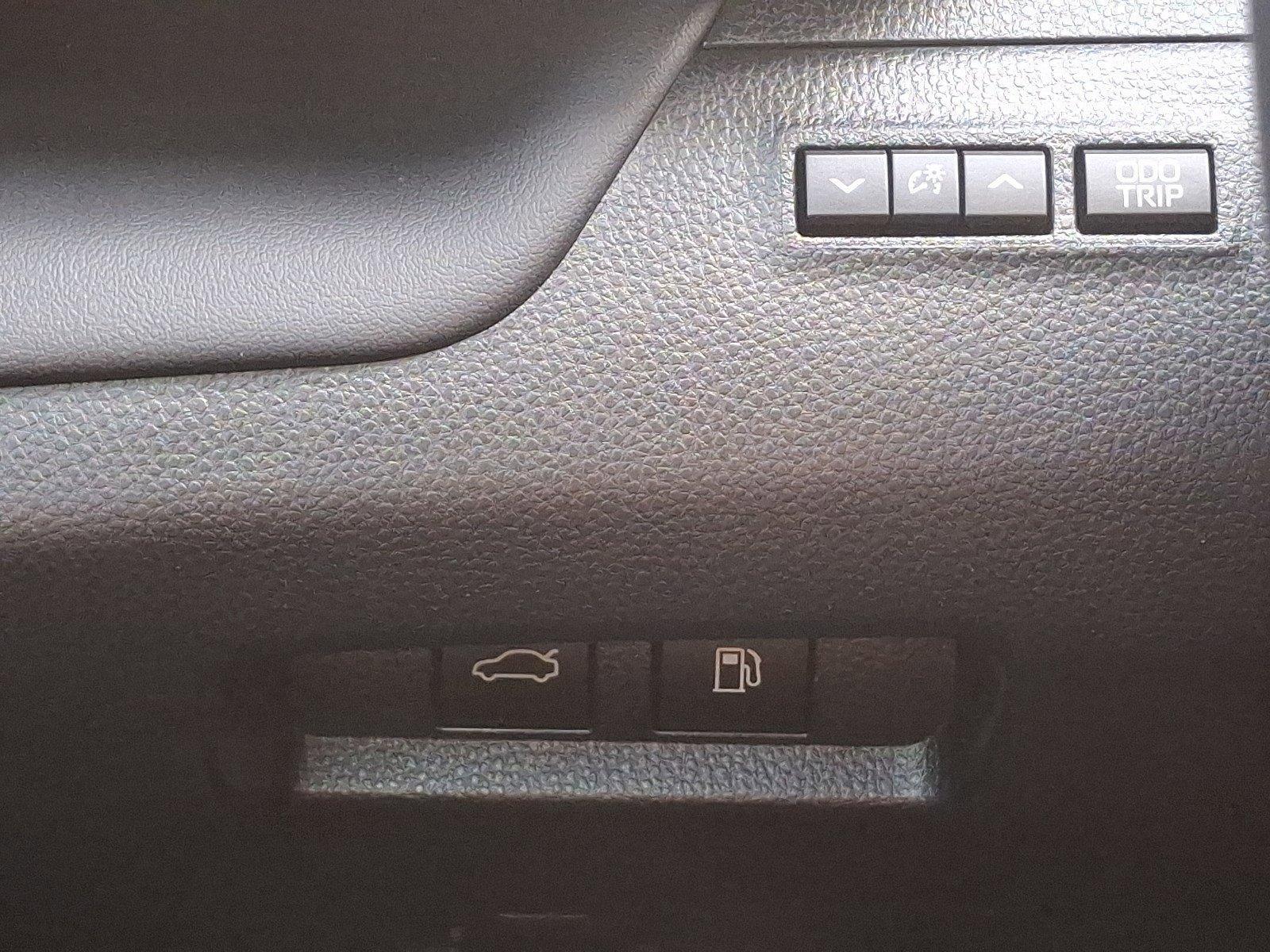 2025 Toyota Crown Vehicle Photo in Harrisburg, PA 17111