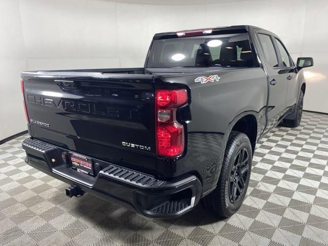 2023 Chevrolet Silverado 1500 Vehicle Photo in MEDINA, OH 44256-9001