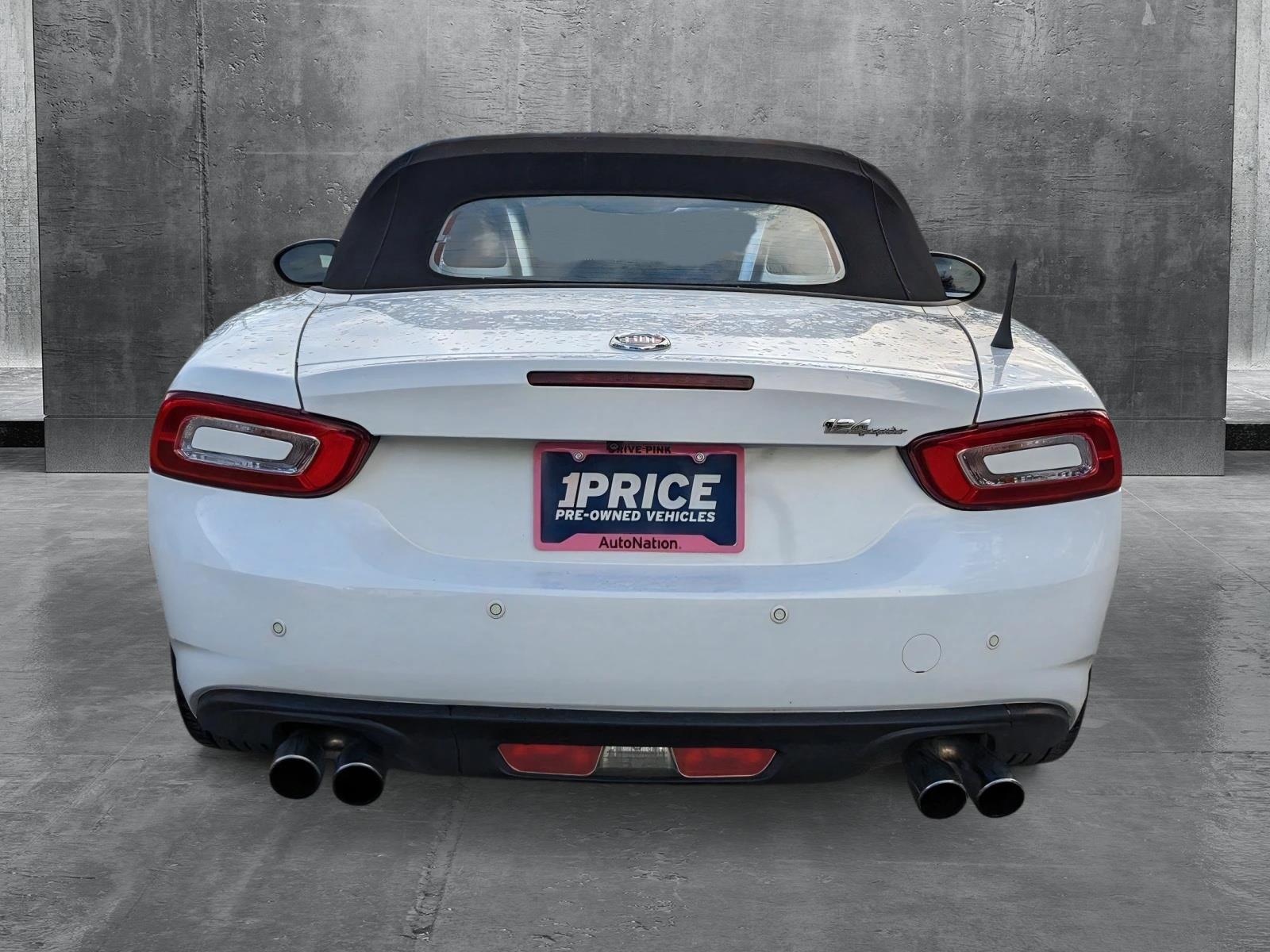 2017 FIAT 124 Spider Vehicle Photo in Jacksonville, FL 32256