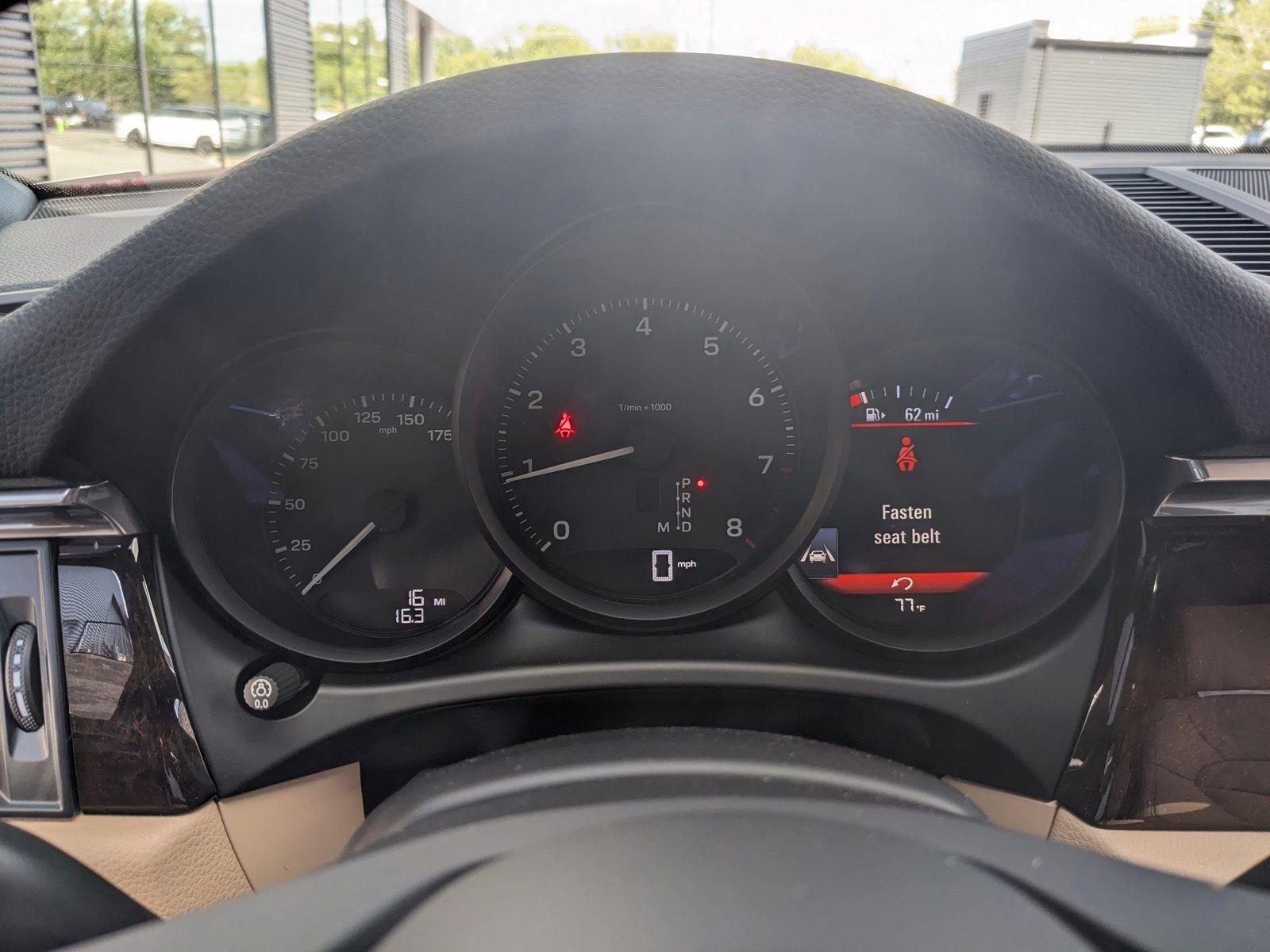 2025 Porsche Macan Vehicle Photo in Towson, MD 21204