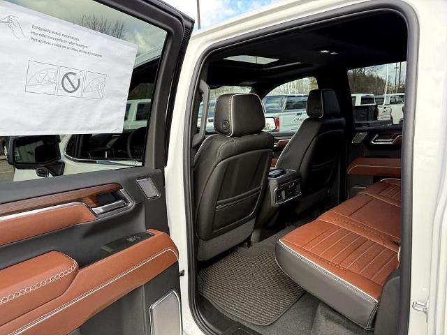 2025 GMC Sierra 1500 Vehicle Photo in CHICOPEE, MA 01020-5001