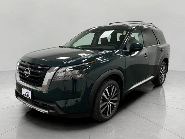 2025 Nissan Pathfinder Vehicle Photo in Appleton, WI 54913