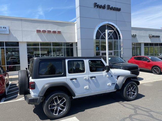 2025 Jeep Wrangler 4xe Vehicle Photo in Doylsetown, PA 18901