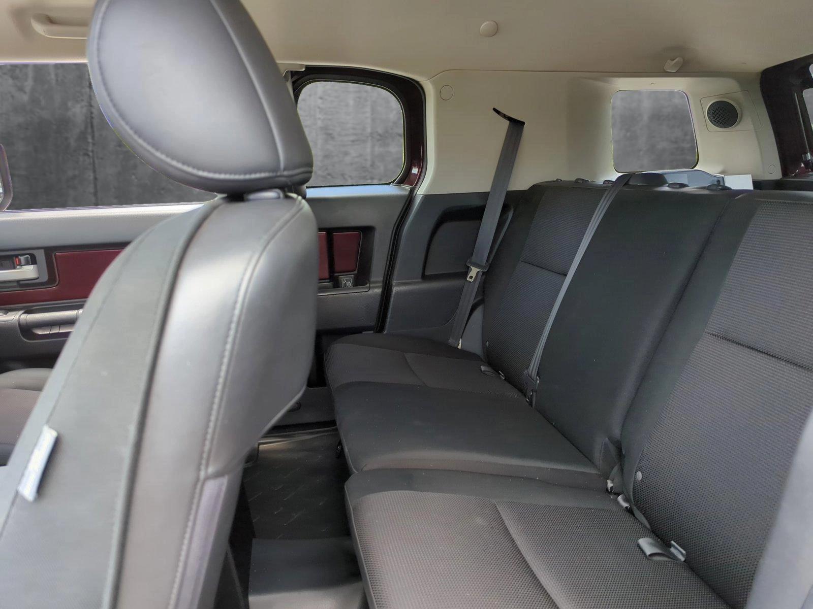 2007 Toyota FJ Cruiser Vehicle Photo in Margate, FL 33063