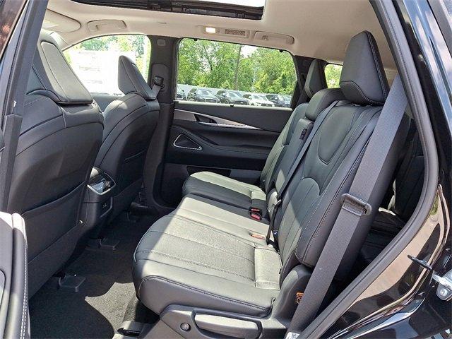 2025 INFINITI QX60 Vehicle Photo in Willow Grove, PA 19090