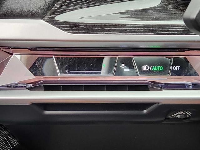 2023 BMW 740i Vehicle Photo in PLANO, TX 75024