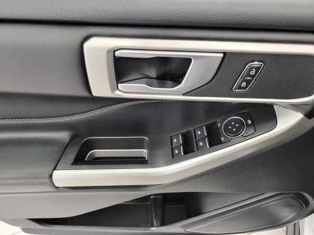 2023 Ford Explorer Vehicle Photo in Oshkosh, WI 54904