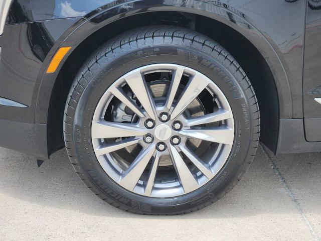 2025 Cadillac XT5 Vehicle Photo in Grapevine, TX 76051