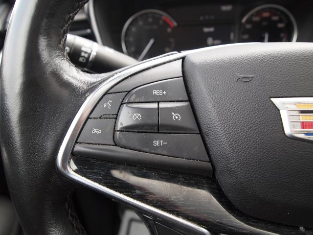 2022 Cadillac XT5 Vehicle Photo in MADISON, IN 47250-1611