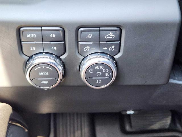 2022 GMC Sierra 1500 Vehicle Photo in DENTON, TX 76210-9321